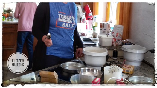 Badendande im Kampfshirt