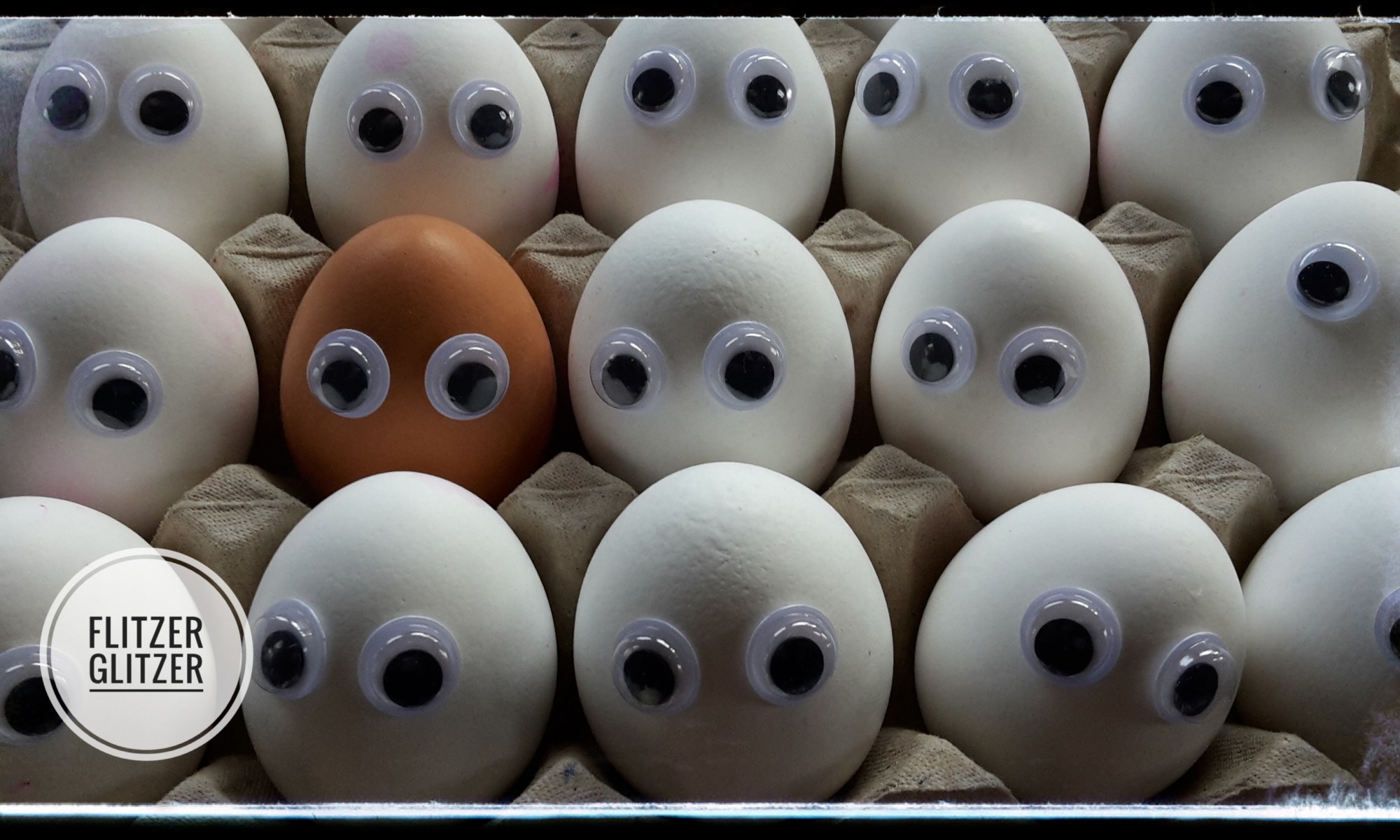 15 Eier mit Wackelaugen